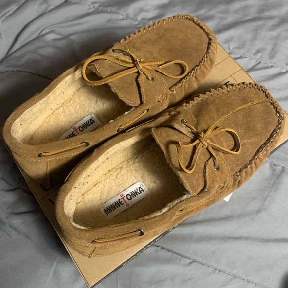 Men’s Minnetonka Moccasins (leather) Sz 12 - Picture 1 of 2